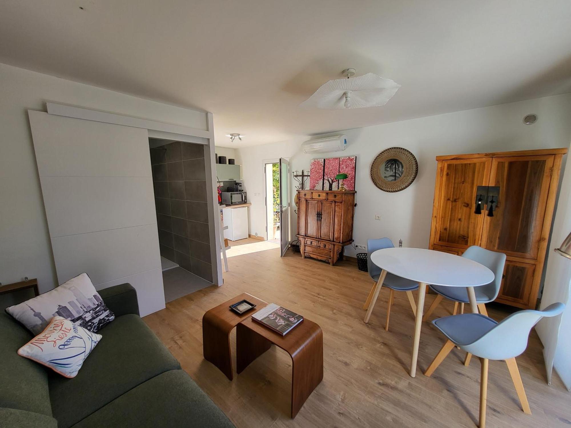 Studio Independant Avec Terrasse A Juan Les Pins Антиб Экстерьер фото